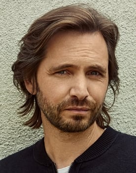 Aaron Stanford